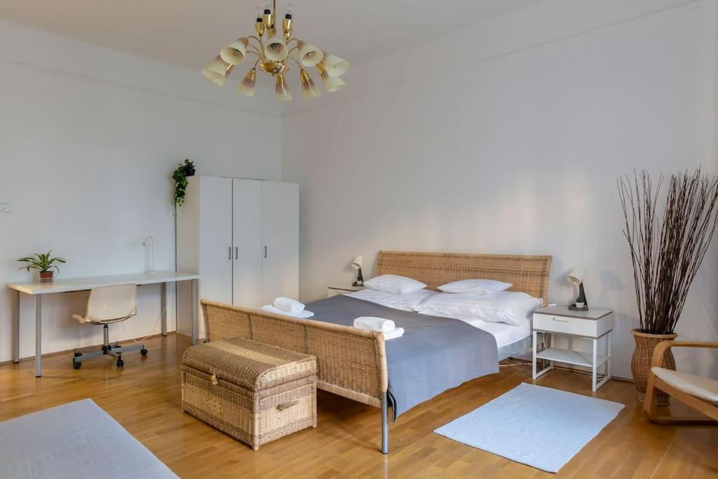 B333 Apartment - In The Heart Of The City Budapest Exteriör bild